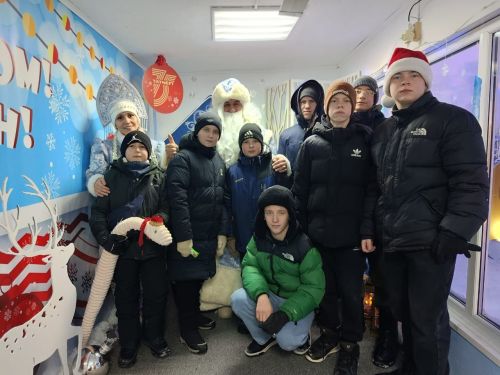 Резиденция көн саен кунаклар кабул итә