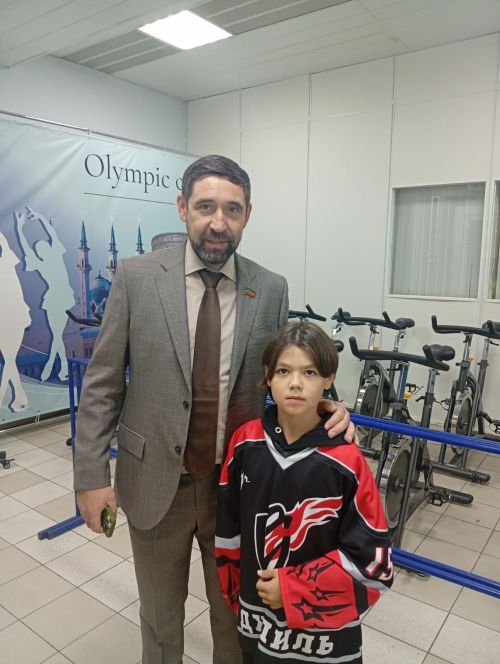 Сарман хоккейчылары яңа формалы булдылар