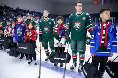 Сарман хоккейчылары яңа формалы булдылар