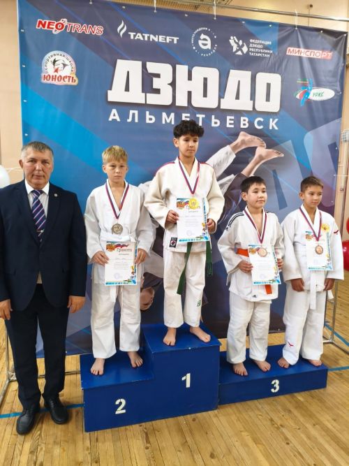 Сармановские дзюдоисты успешно выступили на турнире в Альметьевске