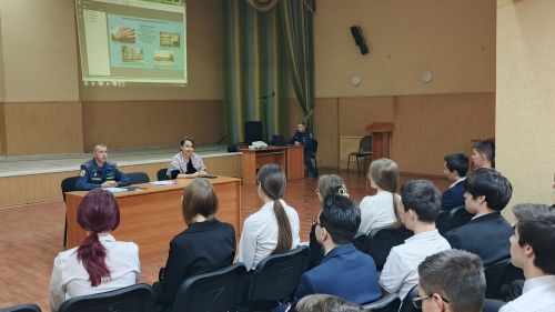 В школах района прошли встречи с представителями МЧС