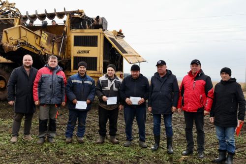 В районе наградили лучших по уборке сахарной свеклы
