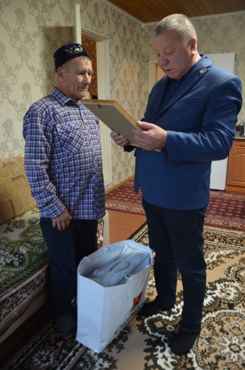 Рафаэль абый туксанда да тегү тегә