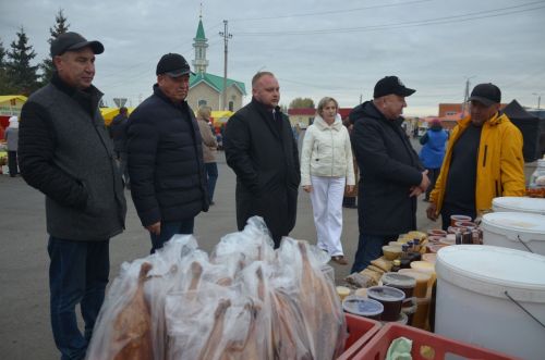 Сарманда ярминкә гөрләде