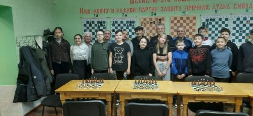Ветераны и юные шахматисты сыграли в Джалиле