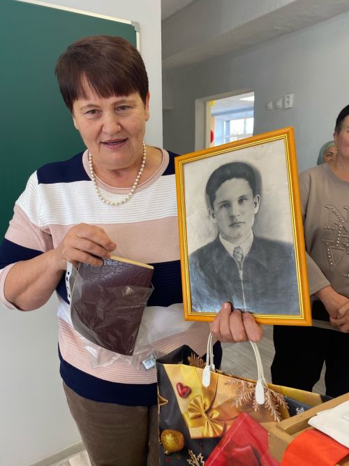 Беренче директор истәлегенә кабинет ачтылар