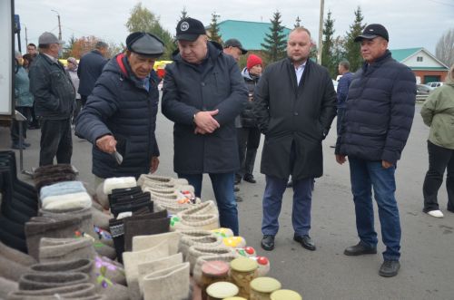 Сарманда ярминкә гөрләде