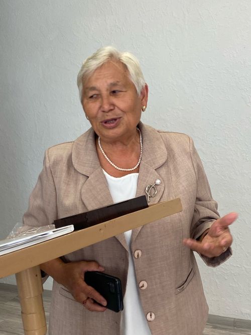 Беренче директор истәлегенә кабинет ачтылар