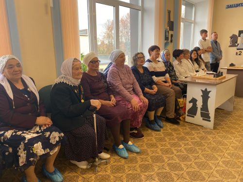 Беренче директор истәлегенә кабинет ачтылар