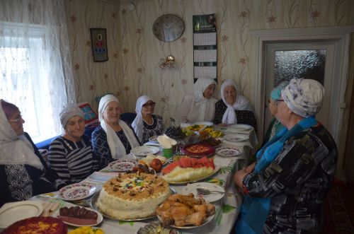 90 яшен тутырган Римма апа юбилеен үзе алып барды