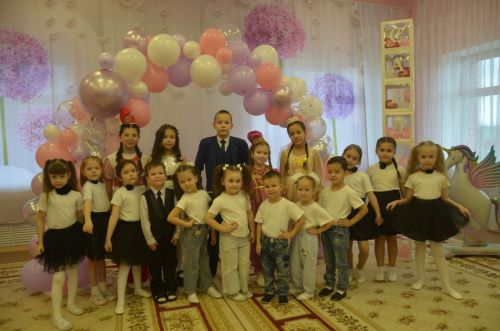 “Сандугач”ка бүген 10 яшь тулды