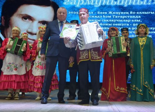 Сарманлылар бәйрәмнәрне җыр белән каршылый