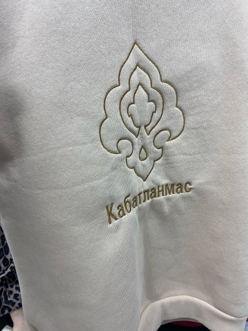 Матбугат үзәгендә узган ярминкә абунәчеләрне очраштырды