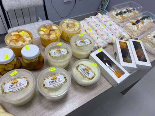 Матбугат үзәгендә узган ярминкә абунәчеләрне очраштырды