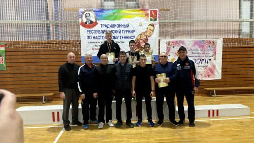 Определены победители районного этапа теннисного турнира