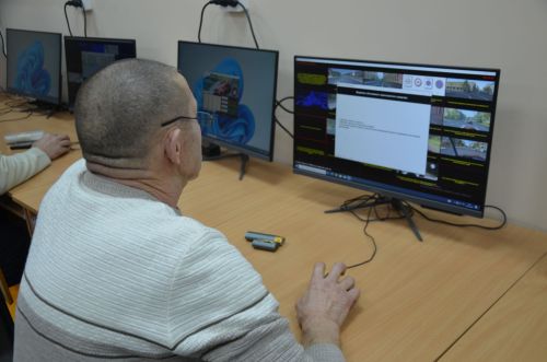 Районда мөмкинлекләре чикләнгән машина йөртүчеләр ярыштылар