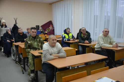 Районда мөмкинлекләре чикләнгән машина йөртүчеләр ярыштылар