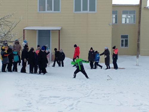 В Азалаковской школе проходит «Зарница»