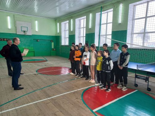 В Кавзияковской школе провели турнир по теннису