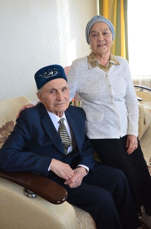 Вәлишиннар ике бәйрәмне бергә билгелиләр