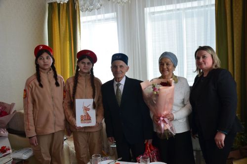 Вәлишиннар ике бәйрәмне бергә билгелиләр