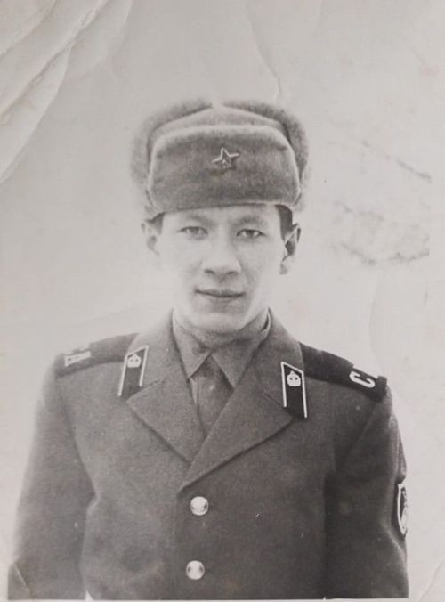Солдат чагындагы тимер мичтә кыздырылган бәрәңге тәмен Халит абый бүген дә хәтерли