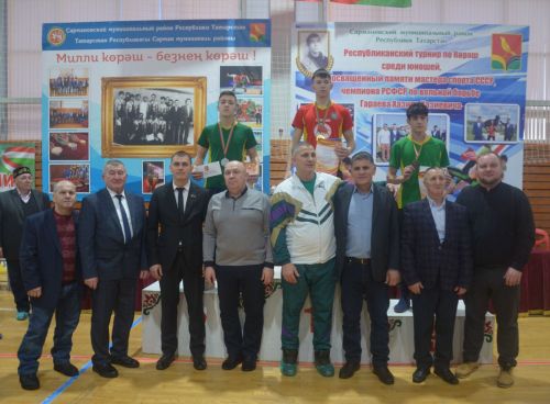 Район командасы көрәш турнирында икенче урын алды