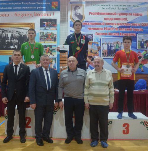 Район командасы көрәш турнирында икенче урын алды