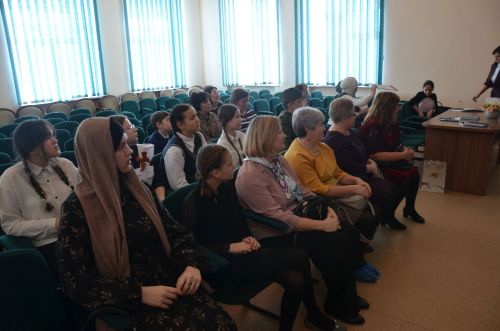 Сарман гимназиясендә сәнгатьле уку осталары ачыкланды