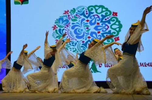 Хәлиуллиннар гаиләсе район данын республикада яклаячак