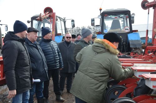 В районе определили готовность агропромышленных комплексов к весенне-полевым работам