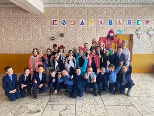 Сарманга Нәүрүзбикә килде