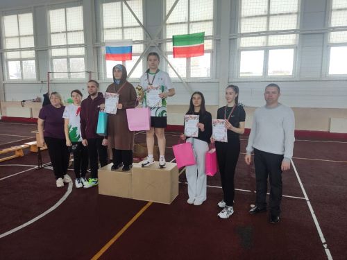 В Сарманово состоялся турнир по бадминтону