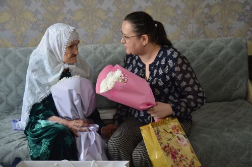 Балтач кызы Әлмәттә 95 яшен үткәрде
