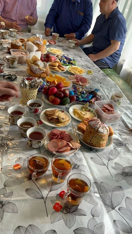 Алан авылы халкы Пасханы бәйрәм итте