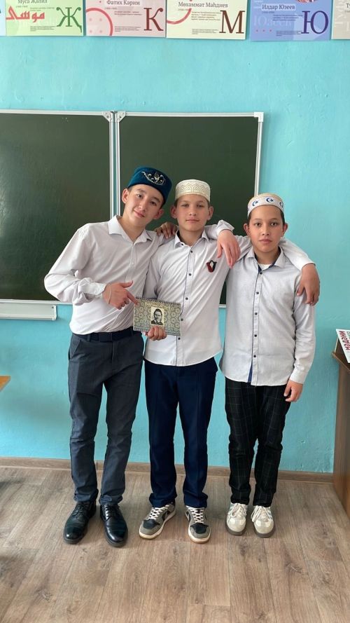 Гимназиядә Туган тел атналыгы башланды