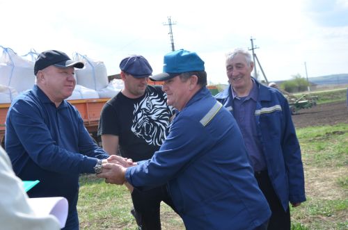 Чәчү кампаниясе алдынгыларын бүләкләделәр