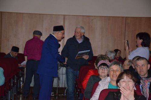 Кичә Алмаз Хәмзин район сәхнәсен гөрләтте