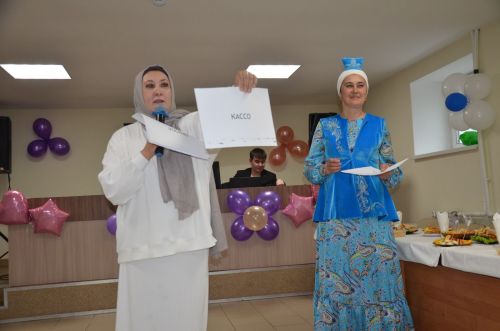 Хастаханәдә бала көтүче әниләрне хөрмәтләделәр