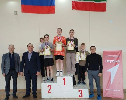 Юные чемпионы Сармановского района по бадминтону: итоги турнира
