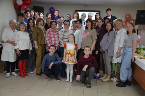 Хастаханәдә бала көтүче әниләрне хөрмәтләделәр