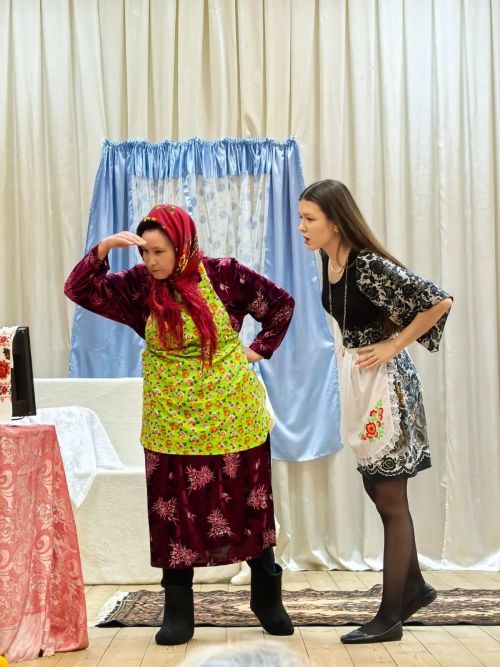 Искекәшерлеләр спектакль куйдылар