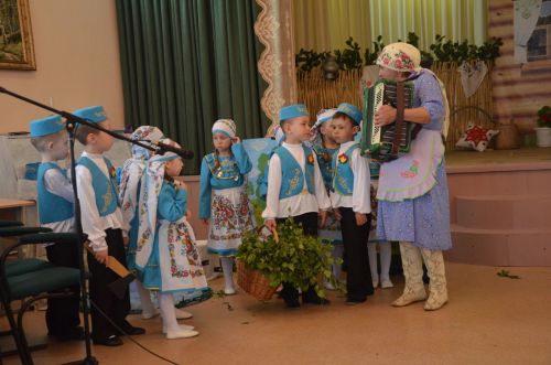 Район нәниләре “Аулак өй”гә чакырдылар