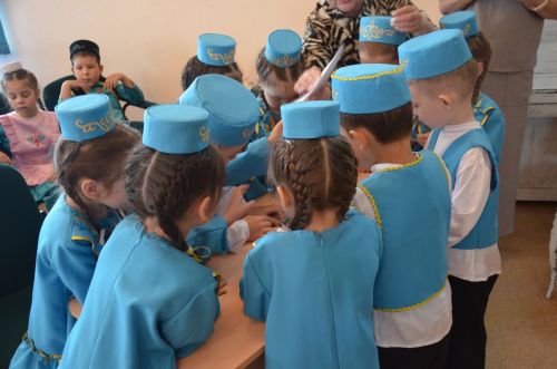 Район нәниләре “Аулак өй”гә чакырдылар