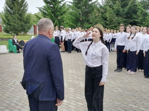 Торжественный смотр-конкурс песни и строя состоялся в Джалильской гимназии