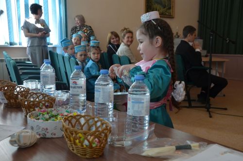 Район нәниләре “Аулак өй”гә чакырдылар