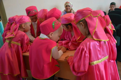 Район нәниләре “Аулак өй”гә чакырдылар