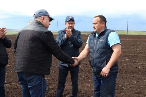В районе наградили передовиков посева