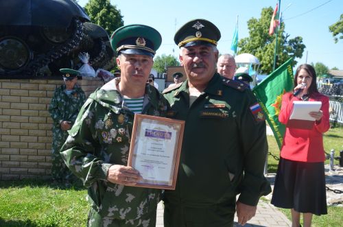 Районның чик сакчылары хәрби бәйрәмнәрен билгеләп үттеләр