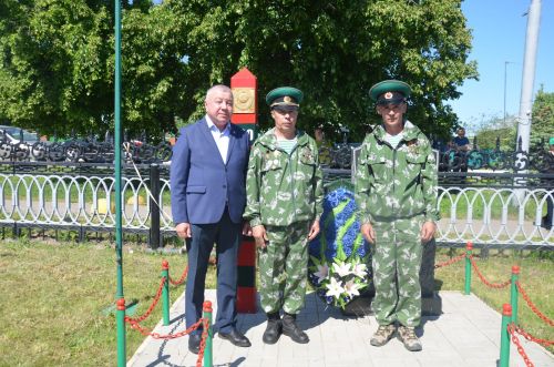 Районның чик сакчылары хәрби бәйрәмнәрен билгеләп үттеләр